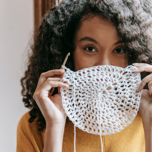 Beneficios de las manualidades para adultos: creatividad, relajación y bienestar